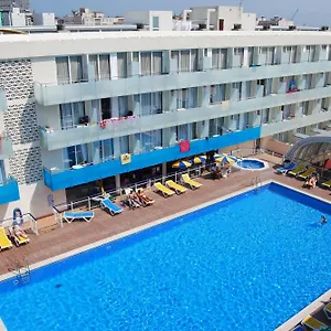 Hotel apartamentowy Ona